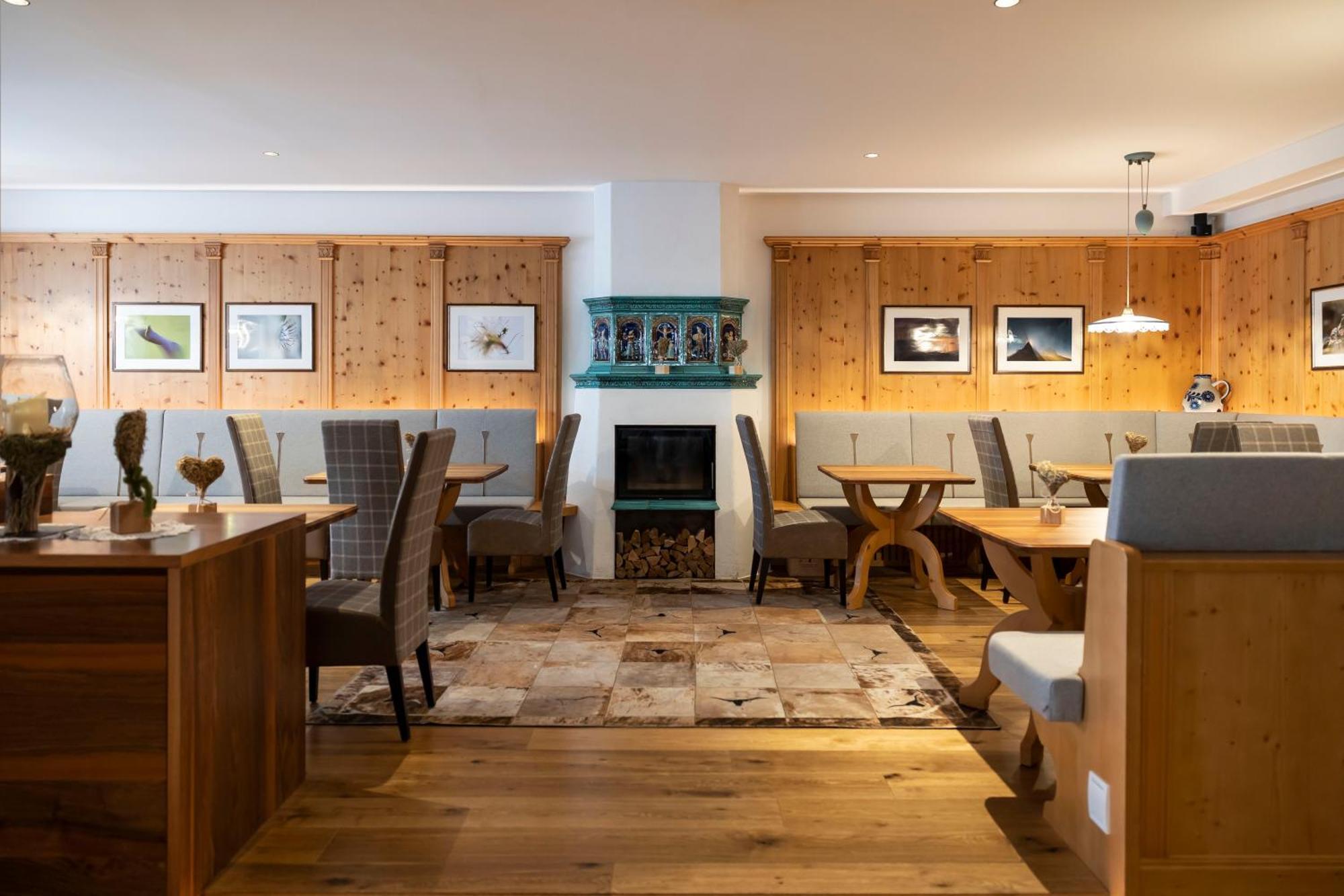 Artnatur Dolomites Hotel & Spa Siusi Bagian luar foto