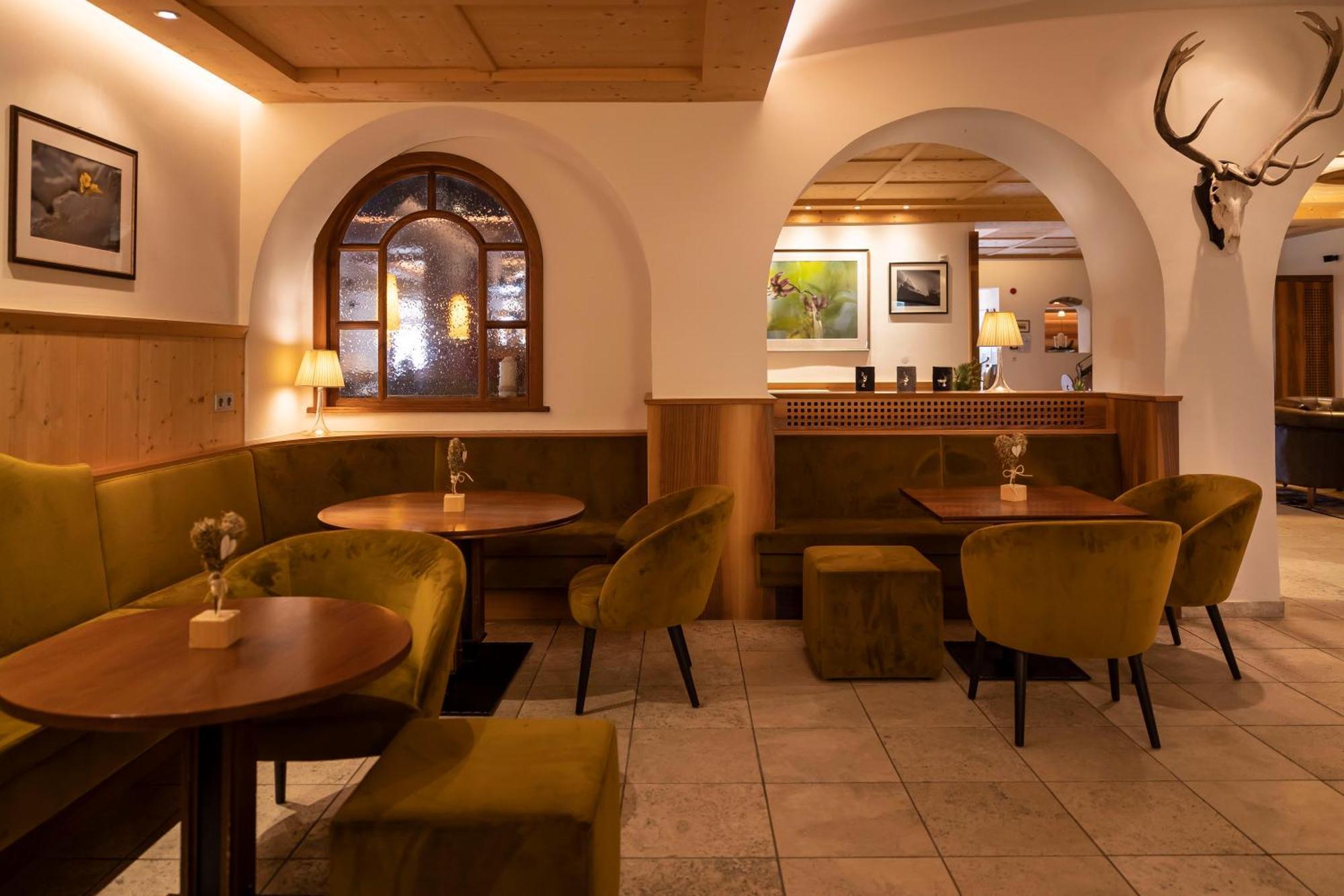 Artnatur Dolomites Hotel & Spa Siusi Bagian luar foto