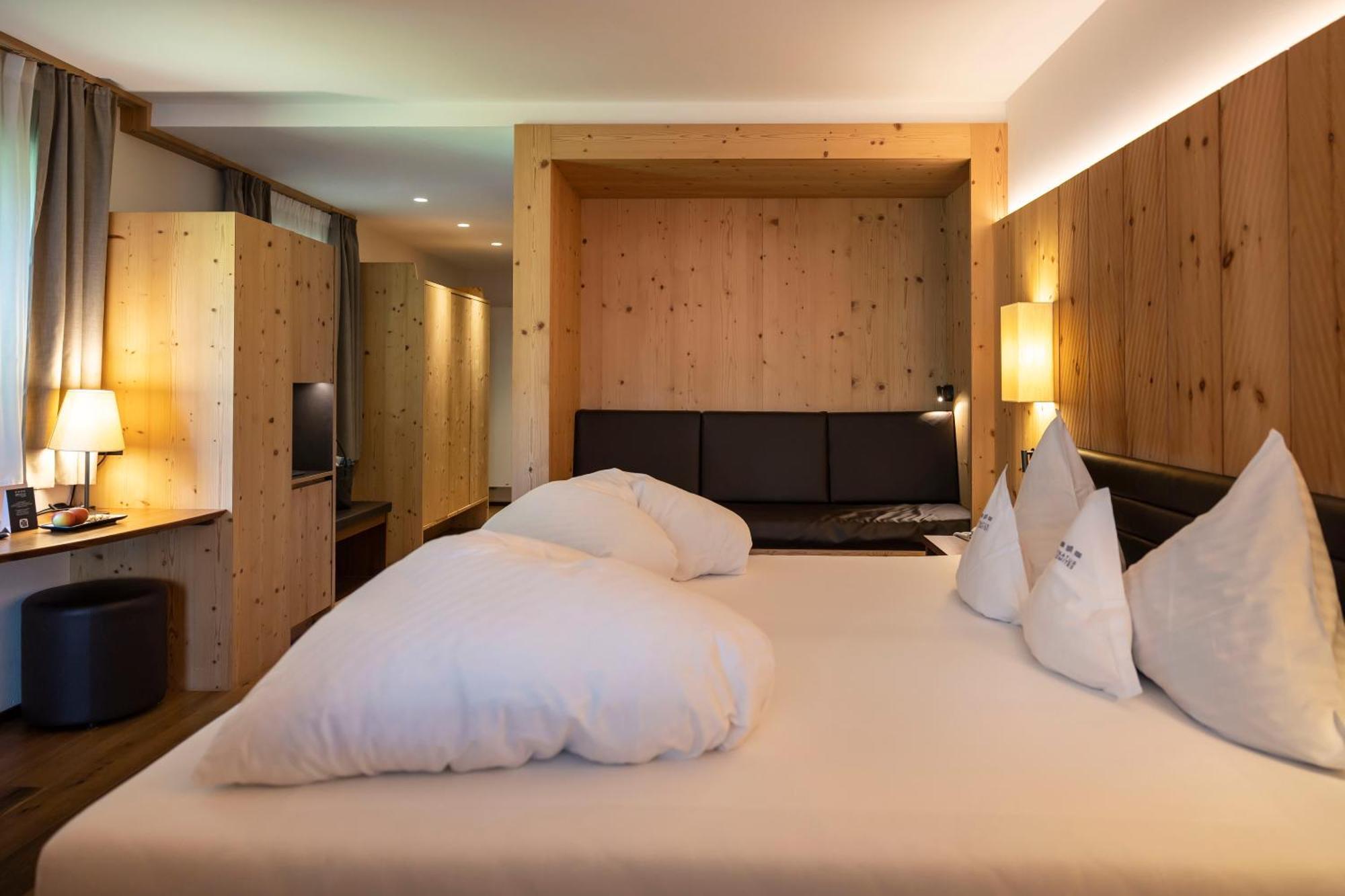 Artnatur Dolomites Hotel & Spa Siusi Ruang foto