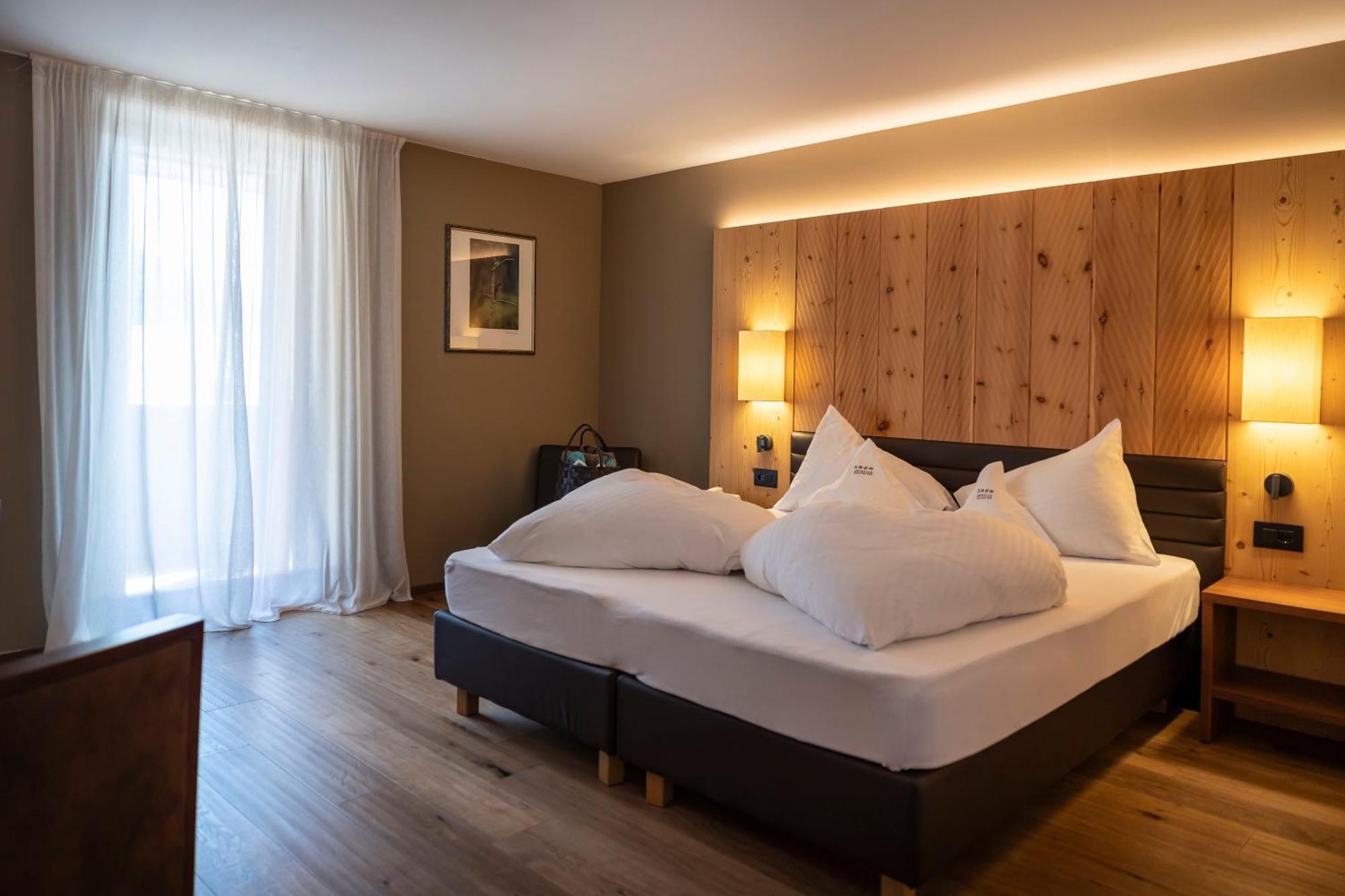 Artnatur Dolomites Hotel & Spa Siusi Bagian luar foto