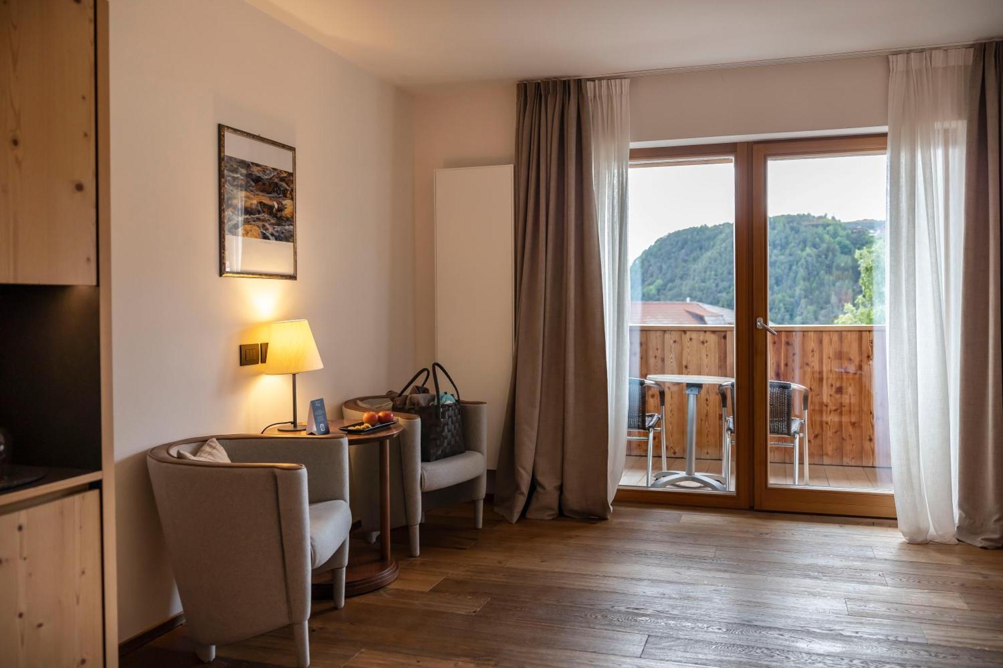 Artnatur Dolomites Hotel & Spa Siusi Bagian luar foto