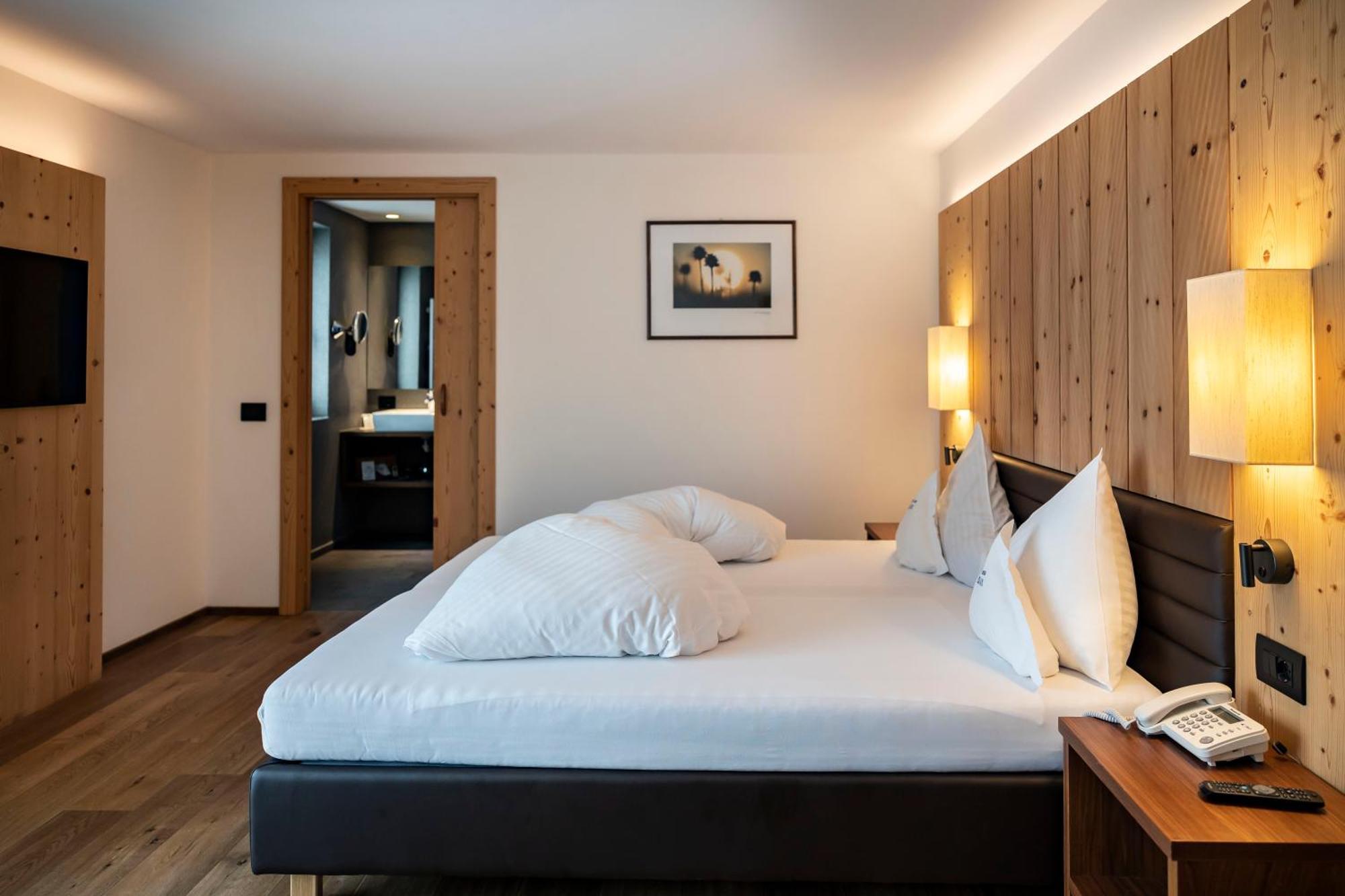 Artnatur Dolomites Hotel & Spa Siusi Ruang foto