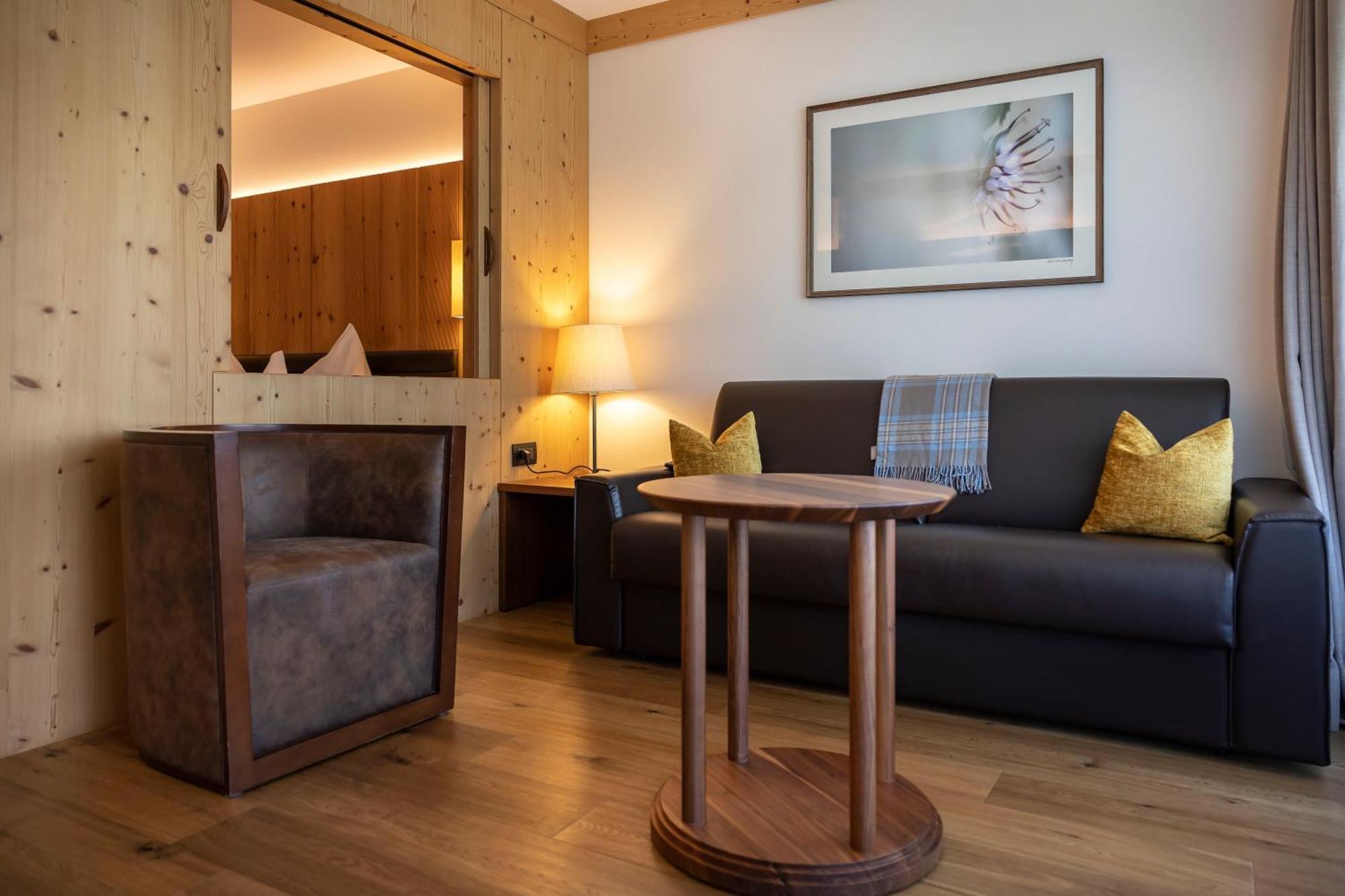 Artnatur Dolomites Hotel & Spa Siusi Bagian luar foto
